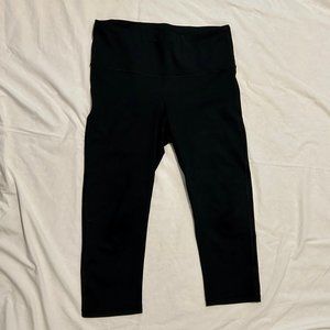 Women's Black GapFit Blackout Crop Leggings Size Medium
